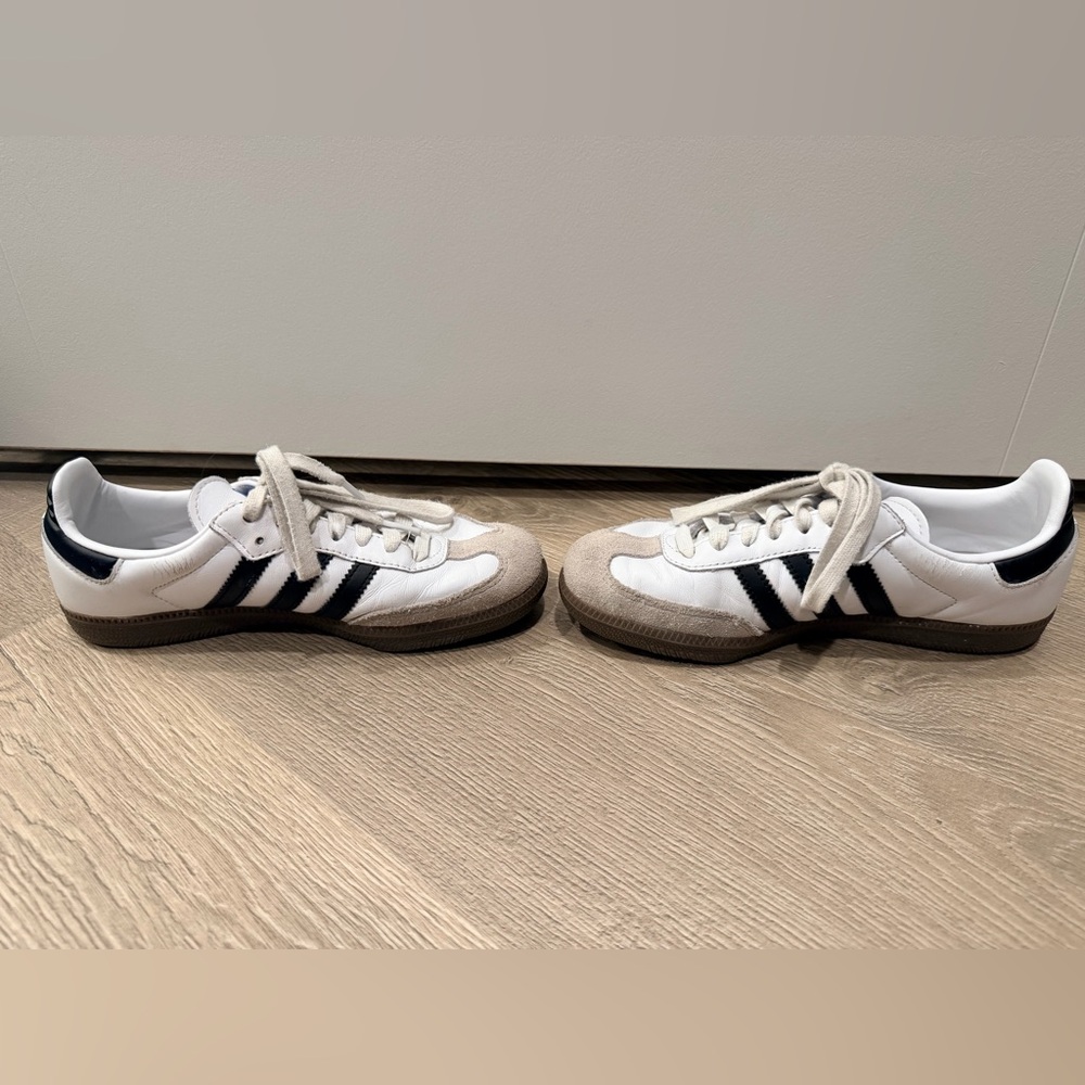 Adidas Samba White and Black Shoes - Picture 5 of 5